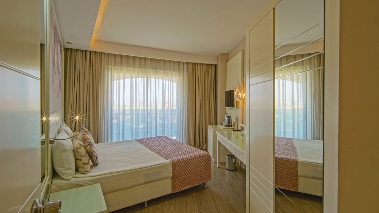 Diamond Premium Hotel & Spa