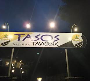 Zum „Neujahrsessen“ in der Taverna Tasos