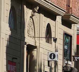 Das Tourismusbüro von Mallorca, Pl. de la Reina 2